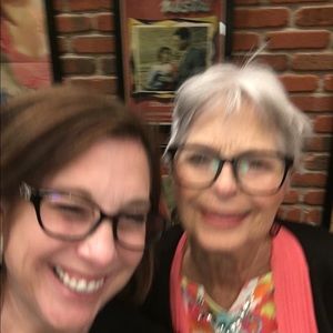 Meet your Posher, Kay